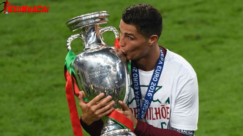 Cán cân quyền lực trước thềm EURO 2028